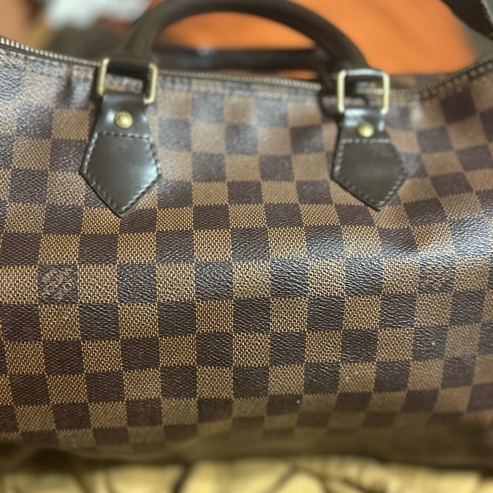 Louis Vuitton Speedy
